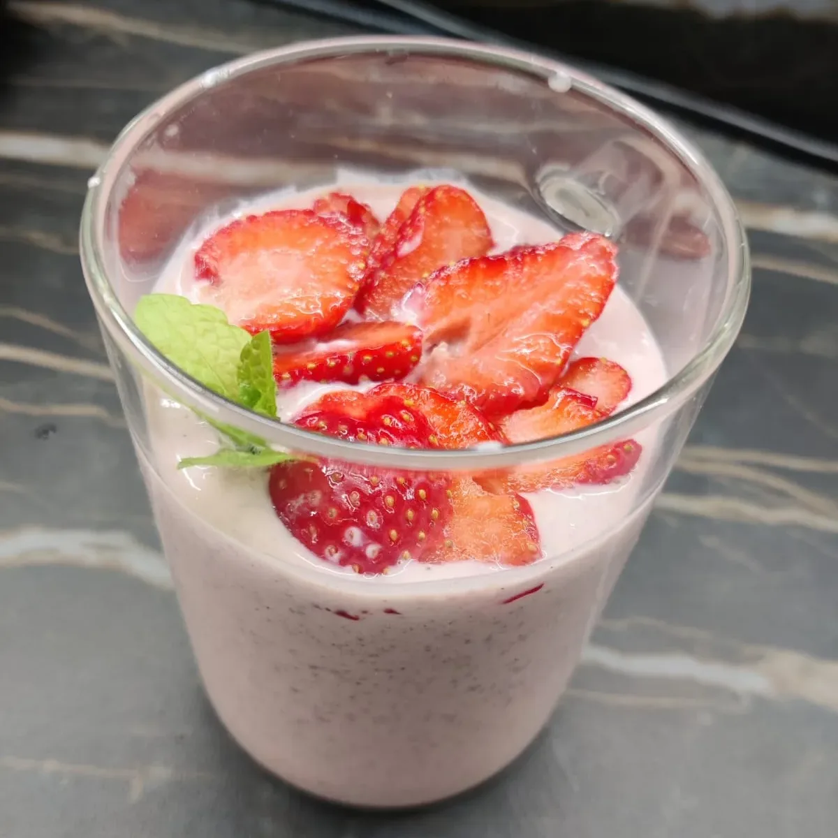 OVERNIGHT OAT ALLE FRAGOLE