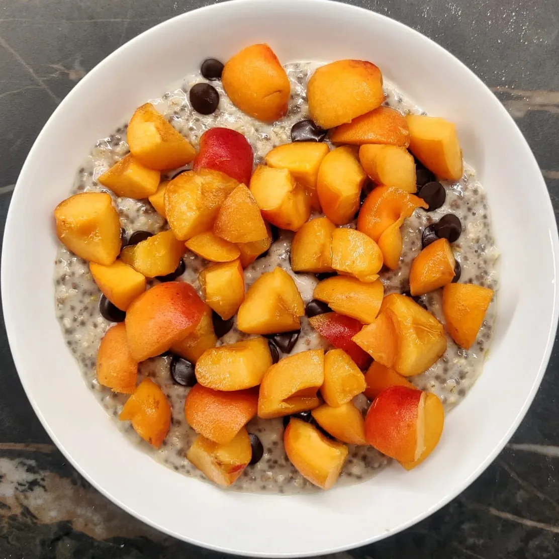 PORRIDGE ALBICOCCHE E CIOCCOLATO