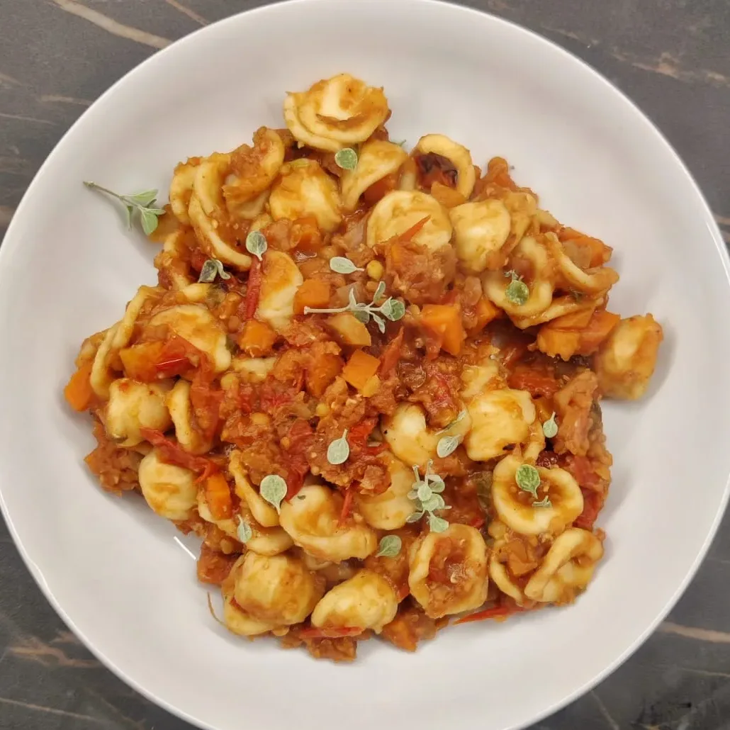 PASTA AL RAGU’ DI LENTICCHIE UMAMI