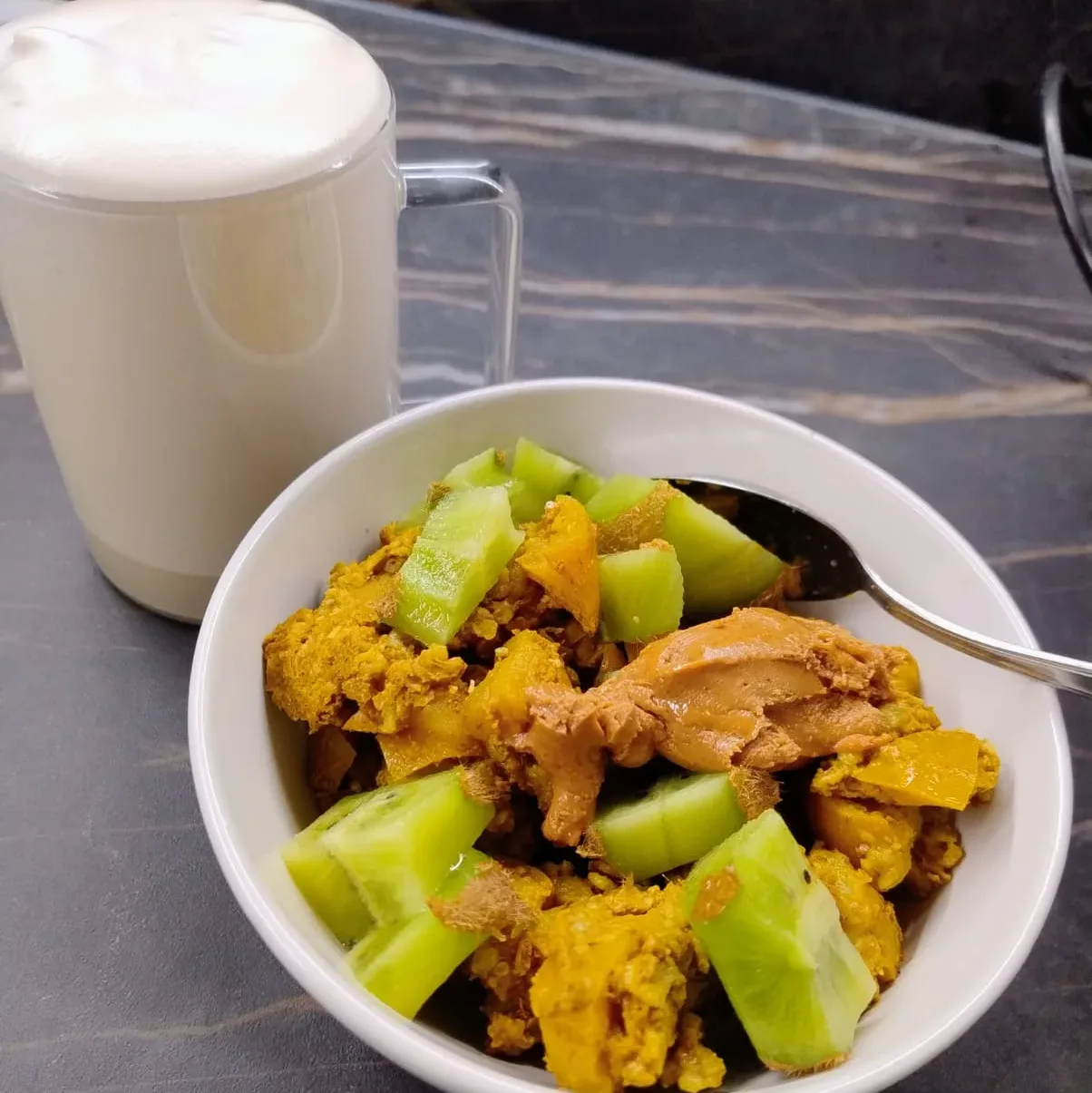 COLAZIONE con BAKED OAT ALLE MELE SPEZIATE